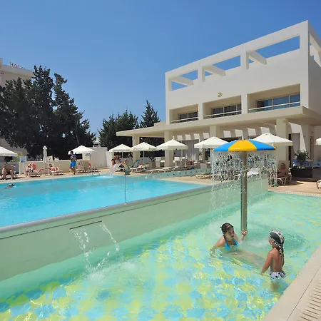 Nelia Gardens 4* Agia Napa